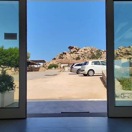 Borgo Dell'orso Ξενοδοχείο Palau