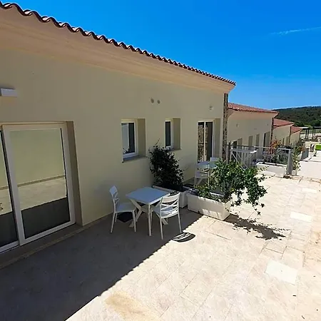 Borgo Dell'orso Hotel Palau